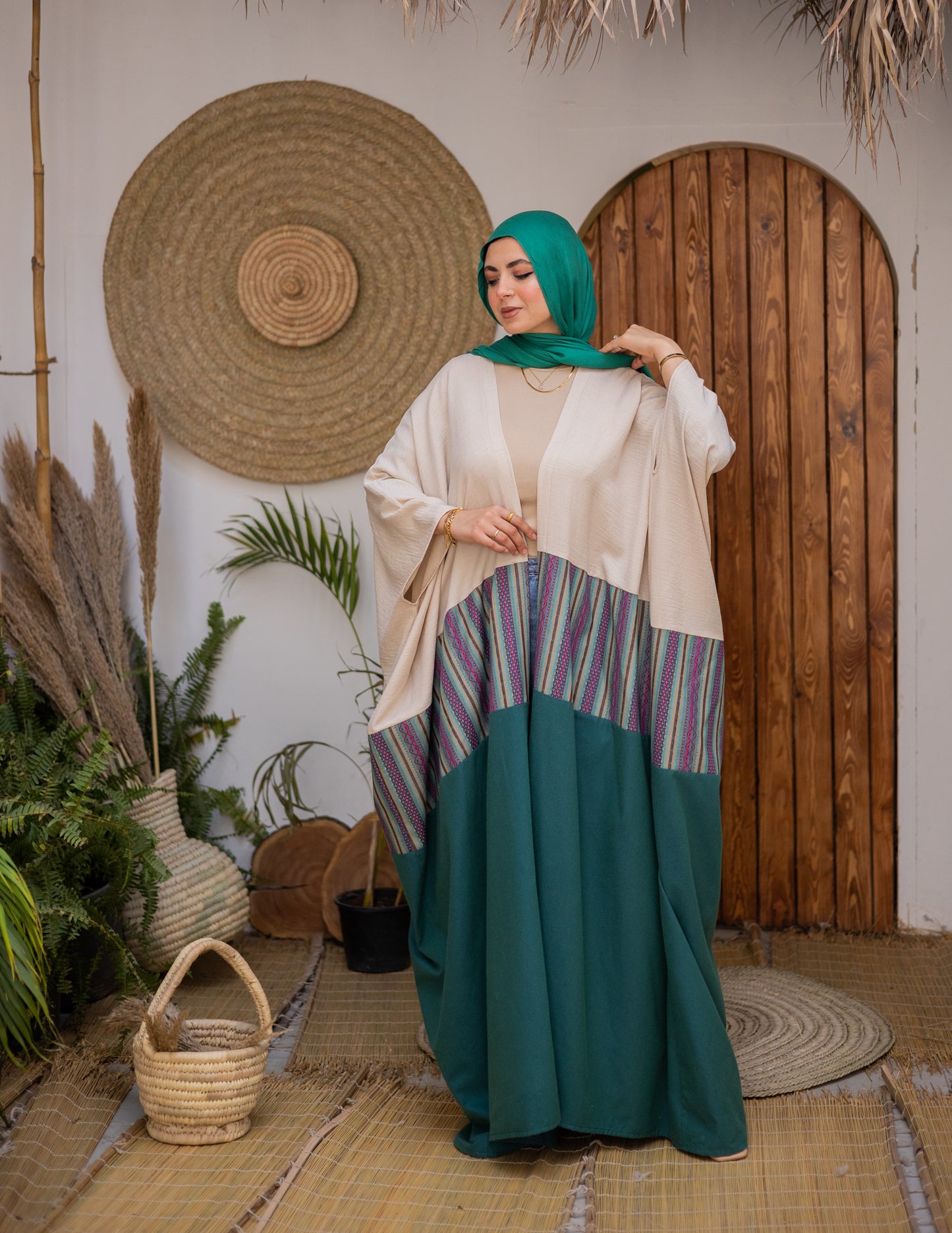 Linen Kaftan Inlaid With  Embroidered Fabric"green&beige"