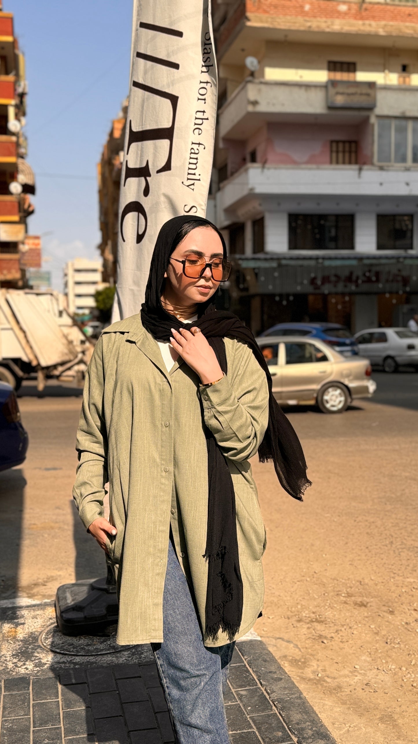 A linen Oversize Shirt With White Flecks In Olive