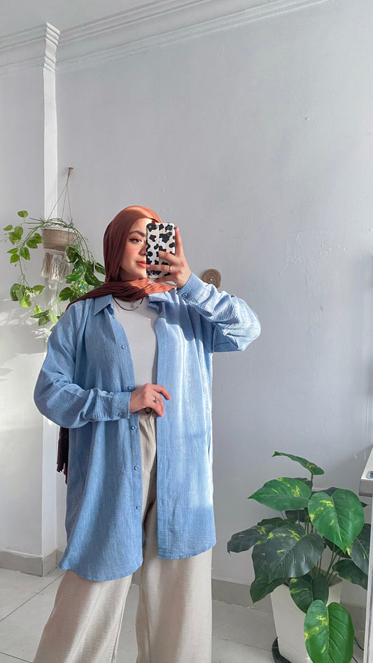 A linen Oversize Shirt With White Flecks In Blue